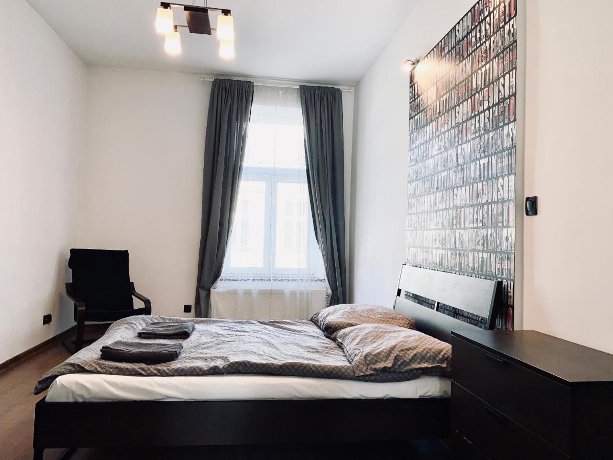 Main Square Apartment คราคูฟ ภายนอก รูปภาพ